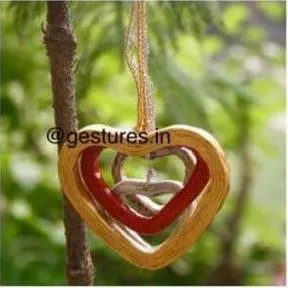 Christmas Paper Mache Heart Set