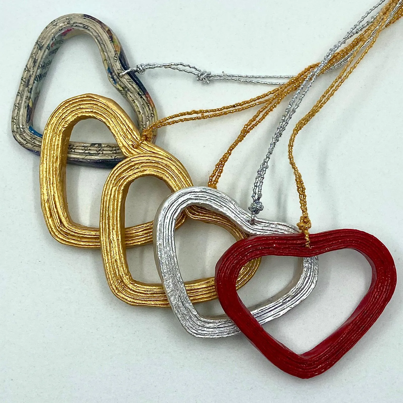 Christmas Paper Mache Heart Set