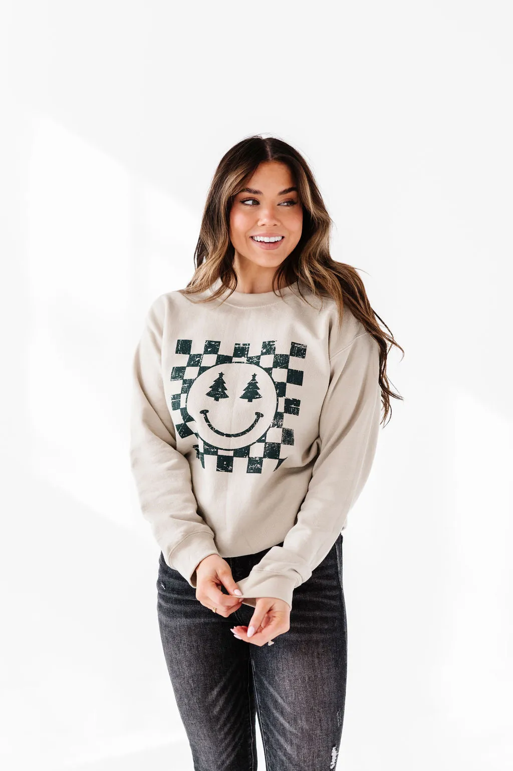 Christmas Tree Joy Graphic Sweatshirt in Sand