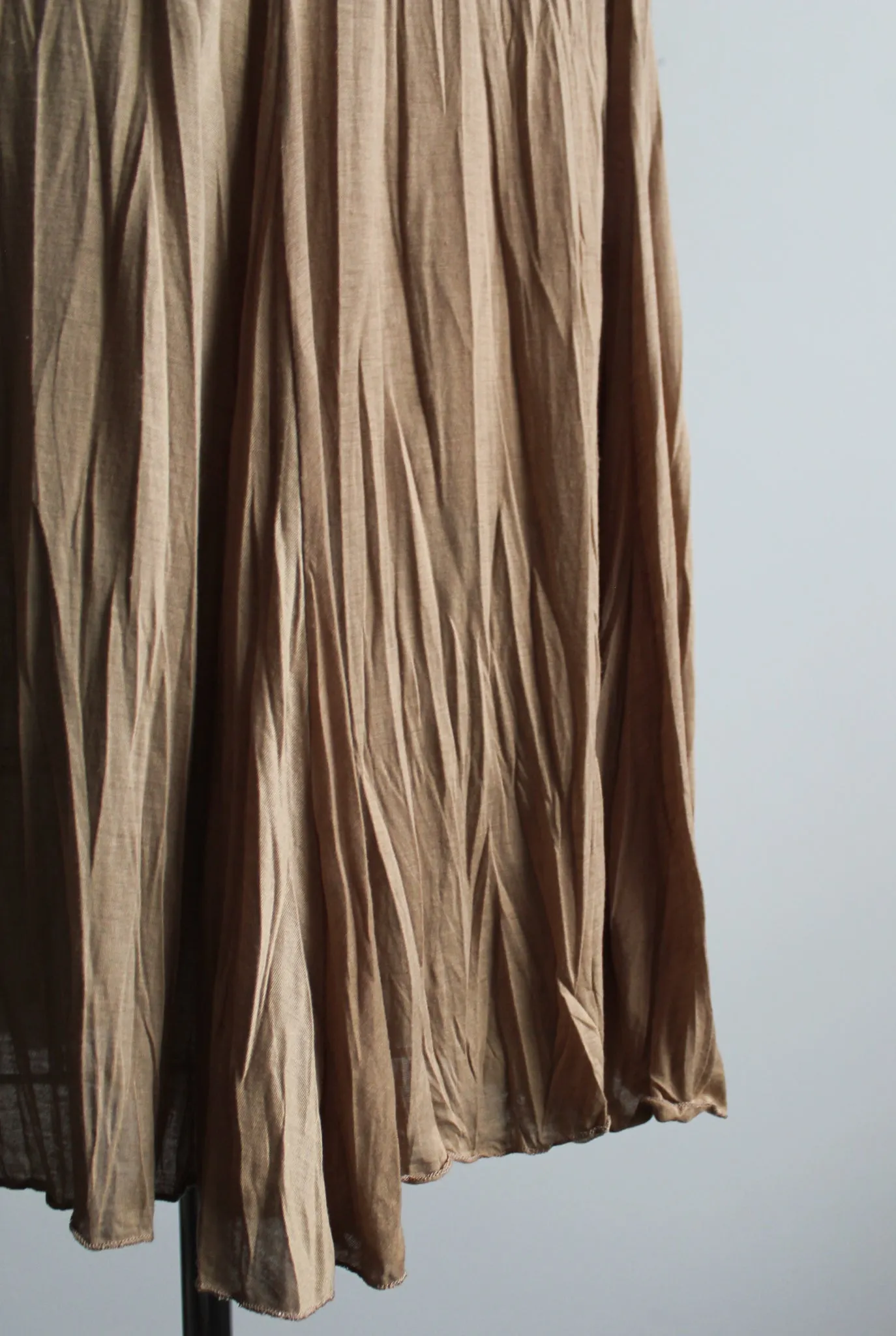 coriander midi skirt