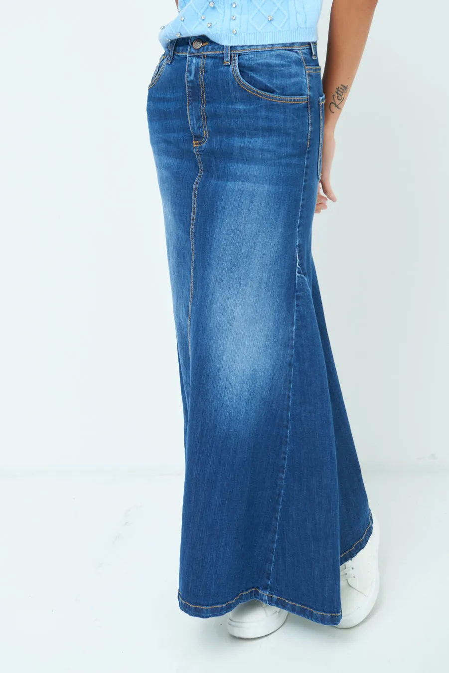 Denim maxi skirt wholesale