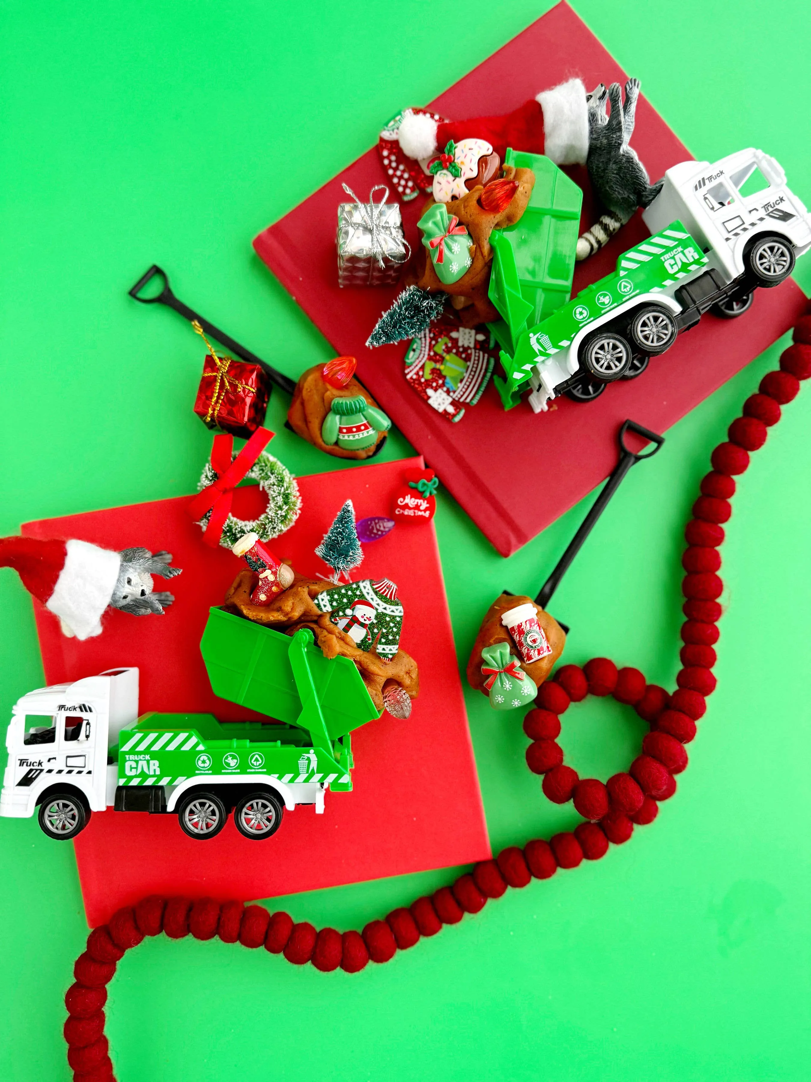 Garbage (Holiday Edition) Play Dough Kit