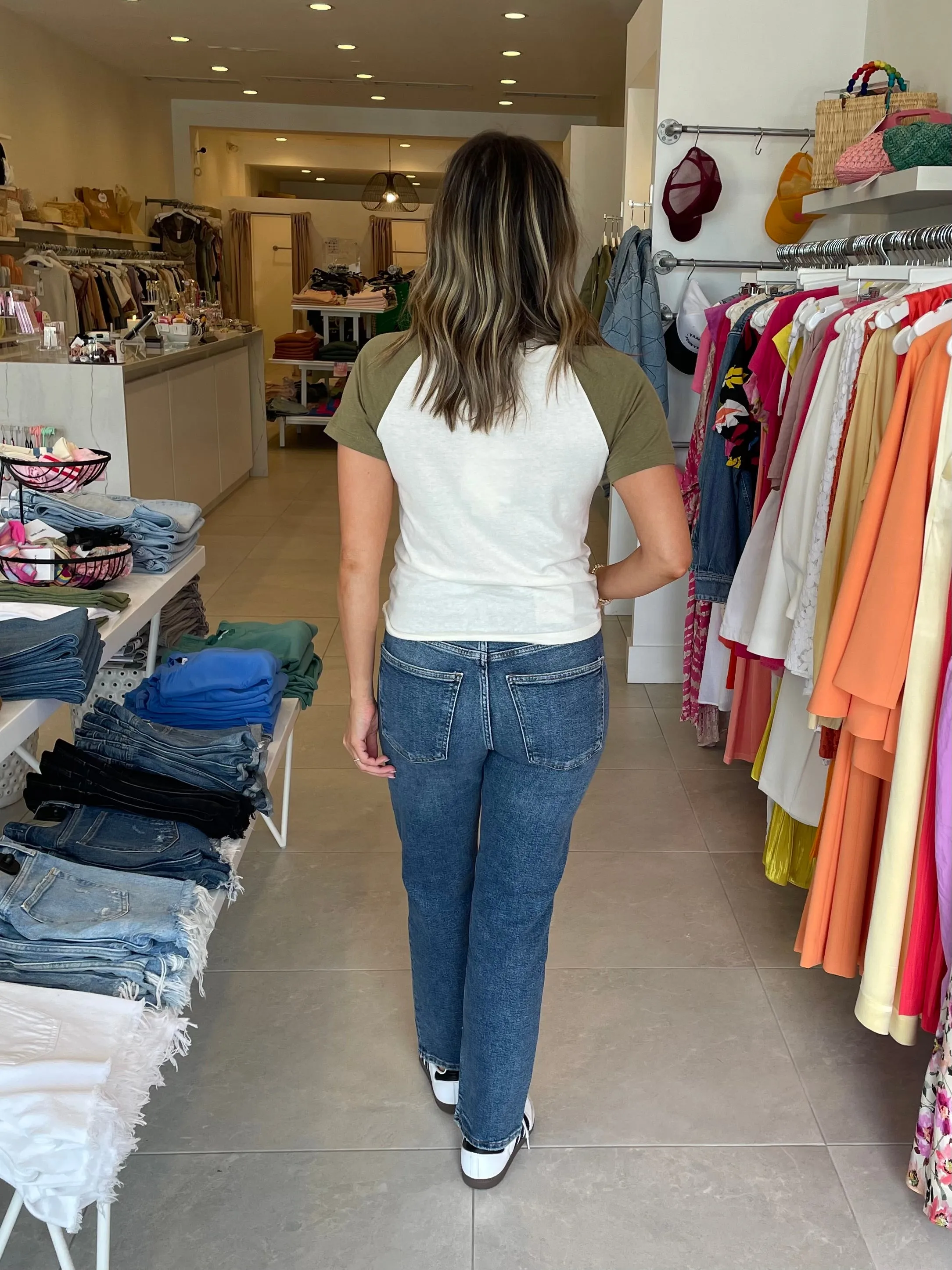 Kye Mid Rise Straight Crop