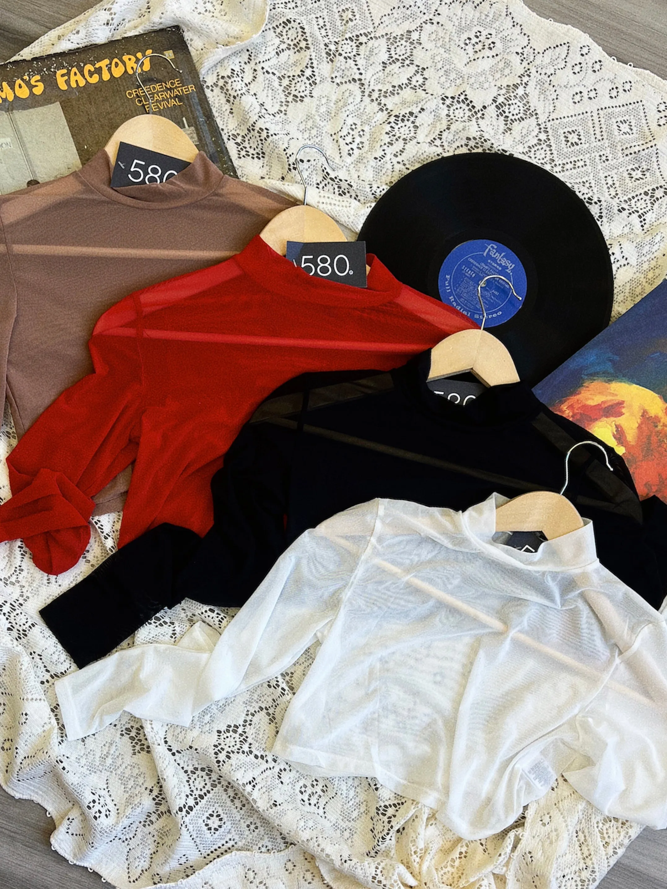 Lilly Mock Neck Crop   4 Colors