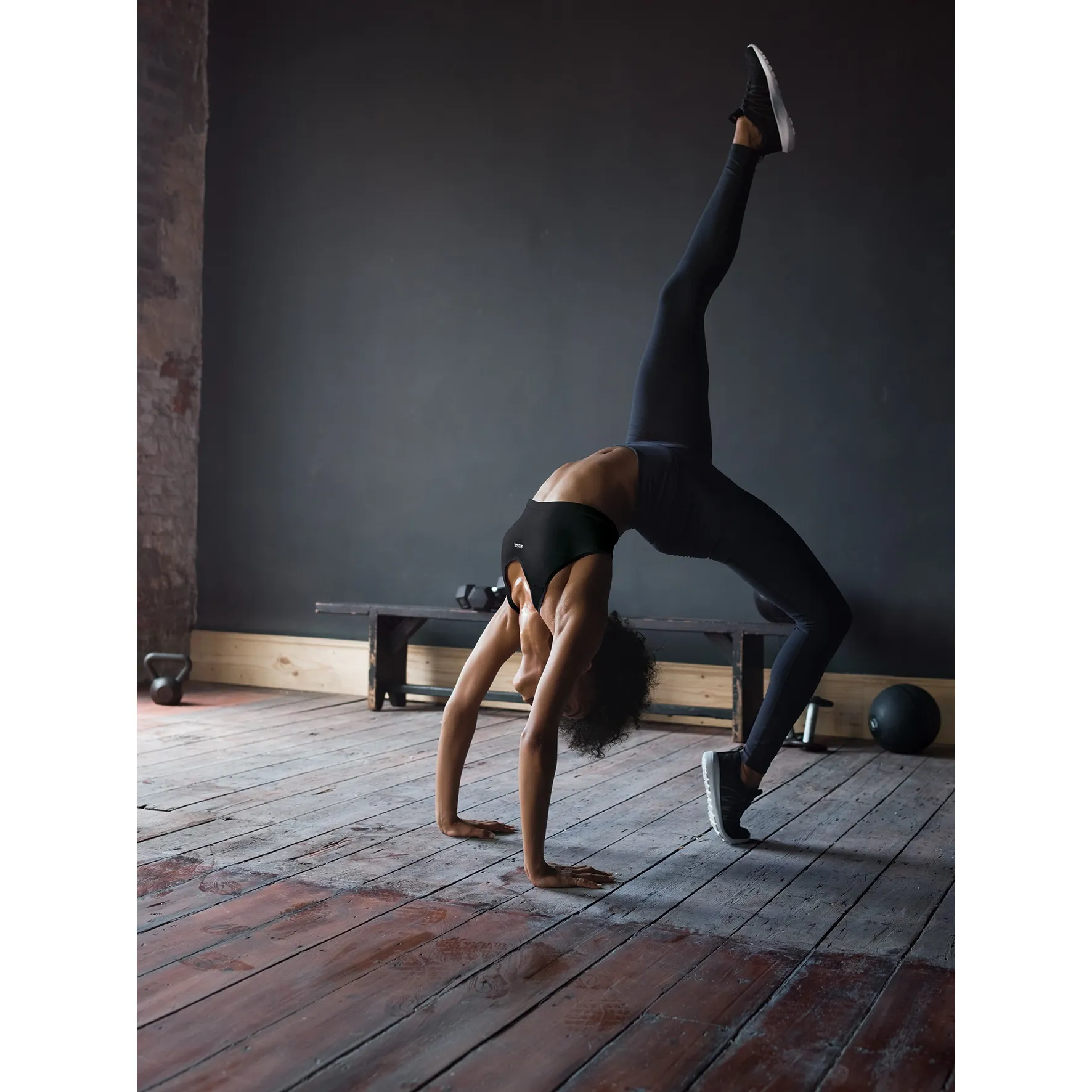 Shock Absorber Active Crop Top Black | Buy Shock Absorber Active Crop Top Black here | Outnorth
