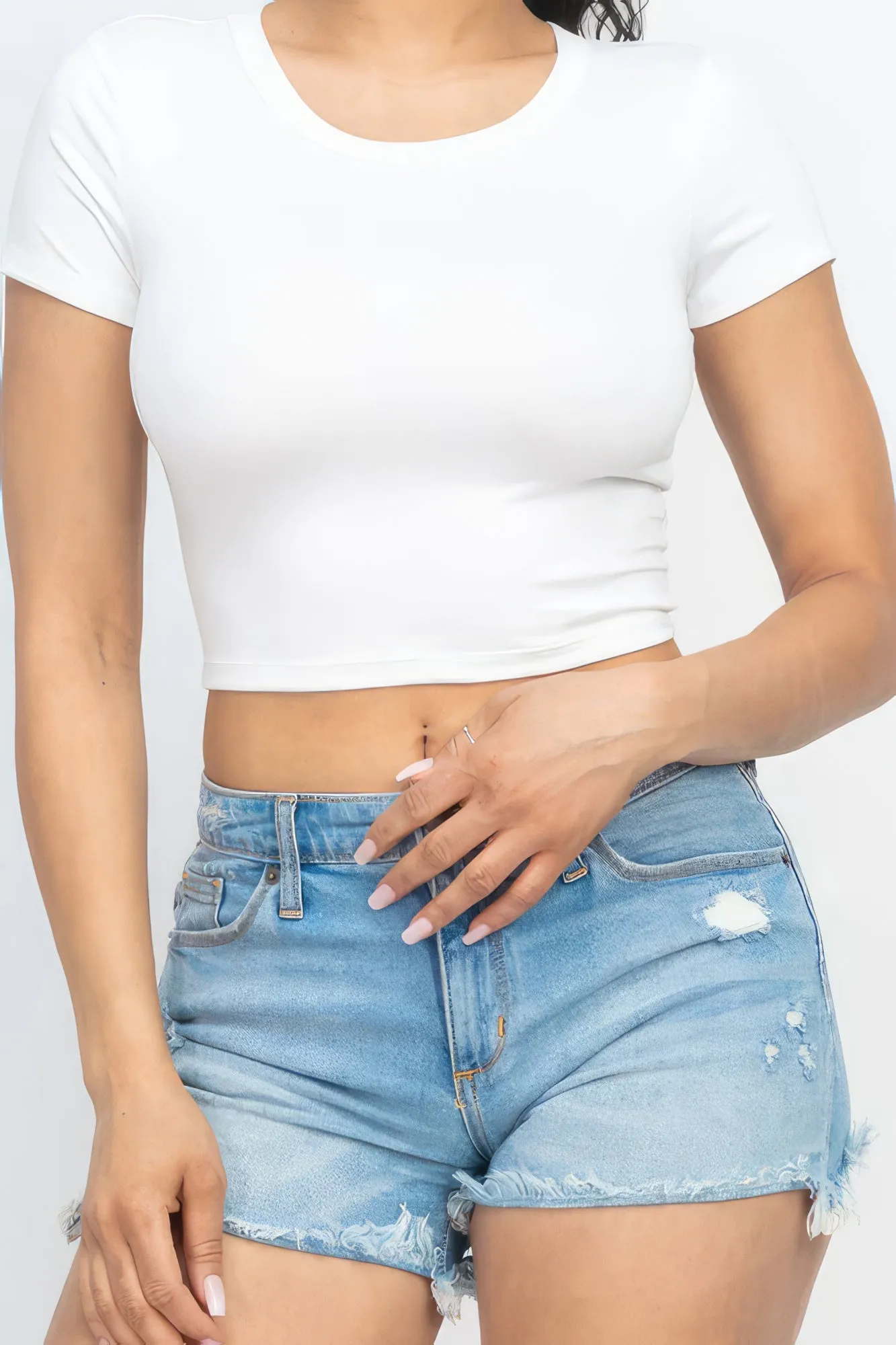 Women's  Short Sleeve Roundneck Crop Top